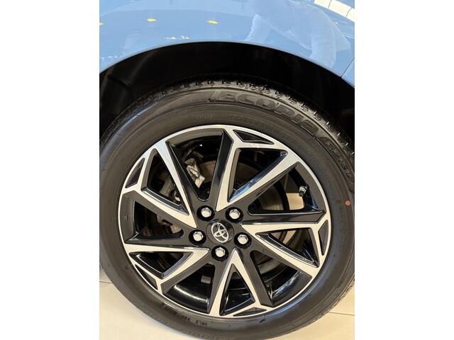 Toyota YARIS 1.5 Hybrid Dynamic Edition