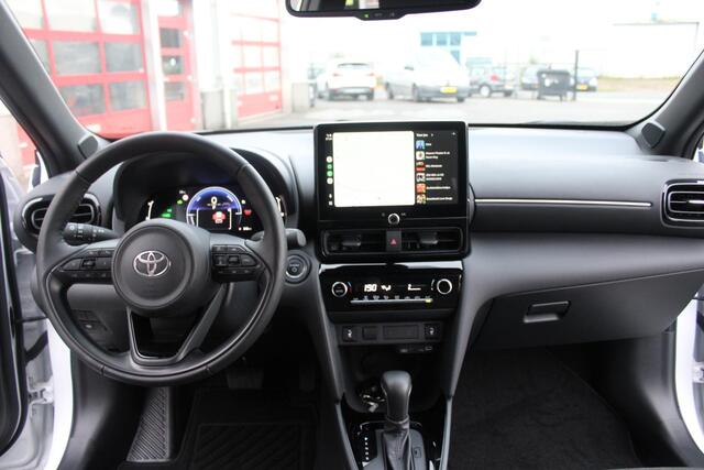 Toyota YARIS Cross 1.5 Hybrid 115 First Edition Comfort Pack