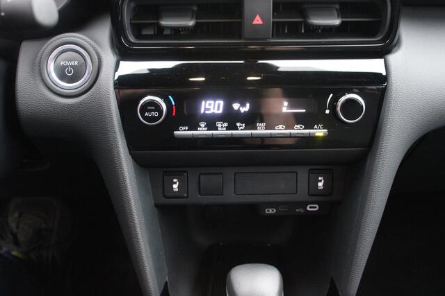 Toyota YARIS Cross 1.5 Hybrid 115 First Edition Comfort Pack