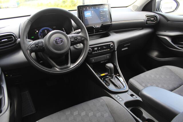Toyota YARIS 1.5 Hybrid Executive Limited | Rijklaar | Stoel-/stuurverw. | Blind Spot | Sensoren v+a | LED | Keyless | Apple/Android