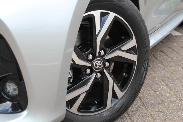 Toyota YARIS 1.5 Hybrid Executive Limited | Rijklaar | Stoel-/stuurverw. | Blind Spot | Sensoren v+a | LED | Keyless | Apple/Android
