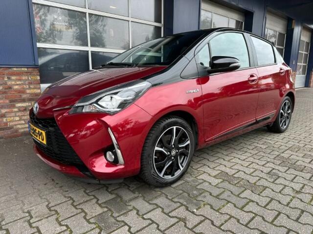 Toyota YARIS 1.5 HYB. PREMIUM PANO. CAMERA. ALL.IN.
