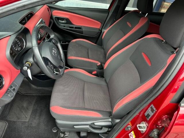 Toyota YARIS 1.5 HYB. PREMIUM PANO. CAMERA. ALL.IN.