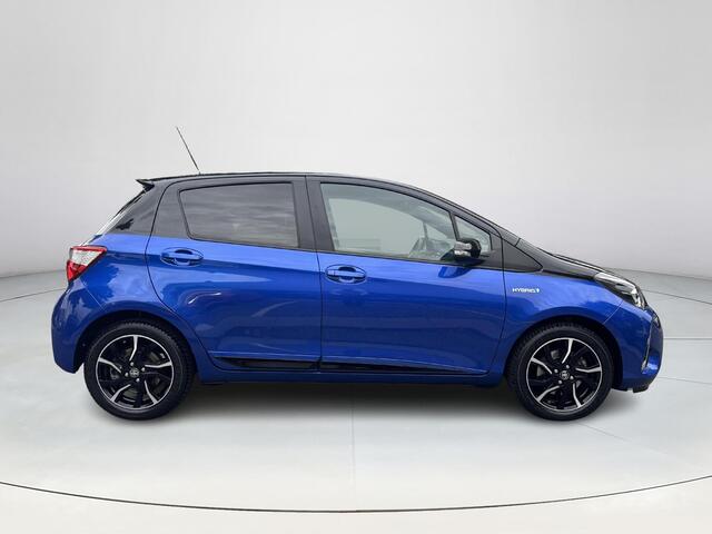 Toyota YARIS 1.5 Hybrid Bi-Tone Plus | 06-10141018 Voor meer informatie