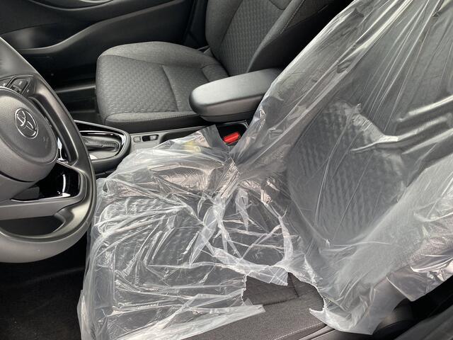 Toyota YARIS Cross 1.5 Hybrid 130 Dynamic Camera, Adaptive Cruise & Stoelverwarming