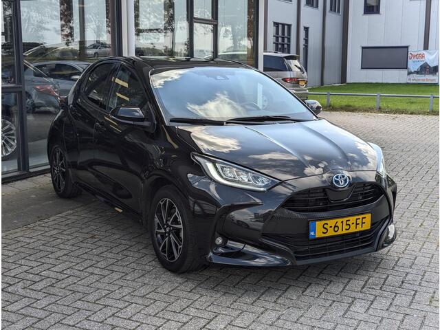 Toyota YARIS 1.5 Hybrid Dynamic | Keyless | Camera | Climate control | ACC | Apple Carplay / Android Auto