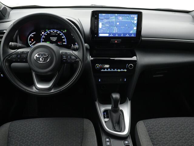 Toyota YARIS Cross 1.5 Hybrid Dynamic Limited | Apple Carplay | 17 inch LM velgen | Getinte ramen | Achteruitrijcamera |