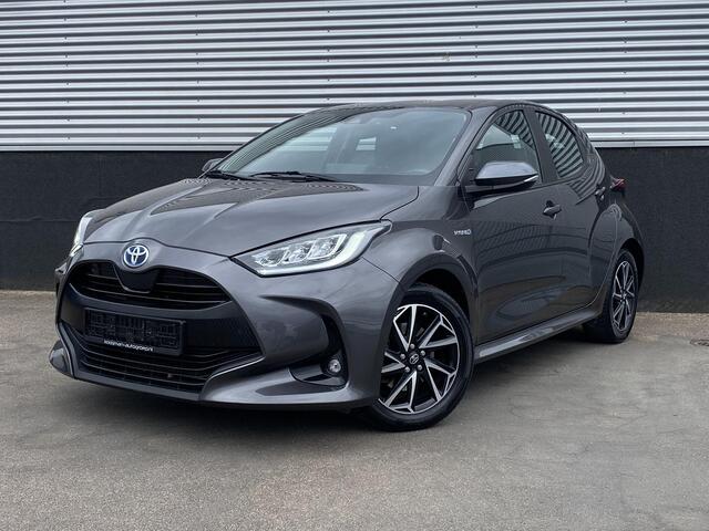 Toyota YARIS 1.5 Hybrid Dynamic Apple CarPlay/Android Auto navigatie, LED, adaptieve cruise control, achteruitrij camera, automaat!