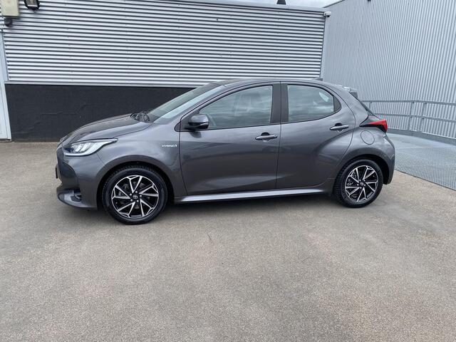 Toyota YARIS 1.5 Hybrid Dynamic Apple CarPlay/Android Auto navigatie, LED, adaptieve cruise control, achteruitrij camera, automaat!