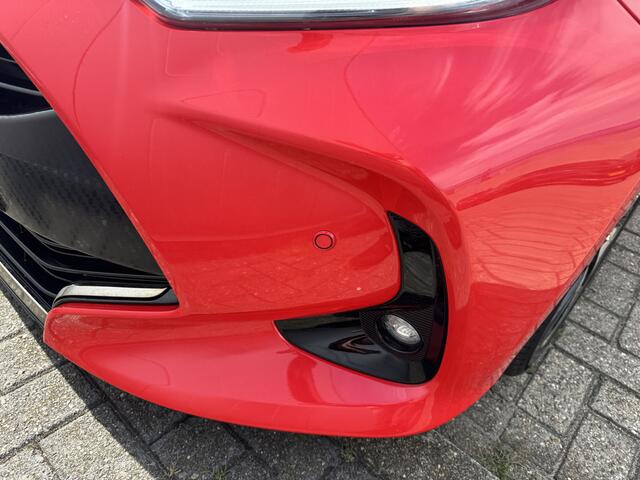Toyota YARIS 1.5 Hybrid Launch Edition Dealer Onderhouden NL auto Trekhaak
