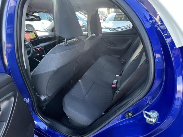 Toyota YARIS 1.5 Hybrid 115 Executive Blindspot