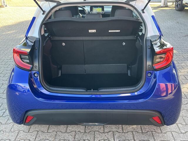 Toyota YARIS 1.5 Hybrid 115 Executive Blindspot