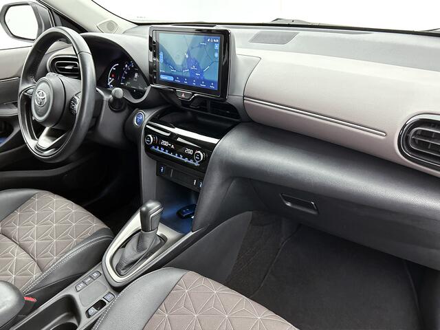Toyota YARIS Cross 1.5 Hybrid Executive | Full map navigatie | LED V+A | Stoelverwarming |