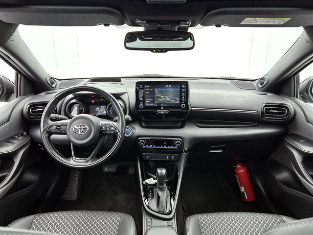 Toyota YARIS 1.5 Hybrid Executive | Panorama dak | JBL | Lederen bekleding |