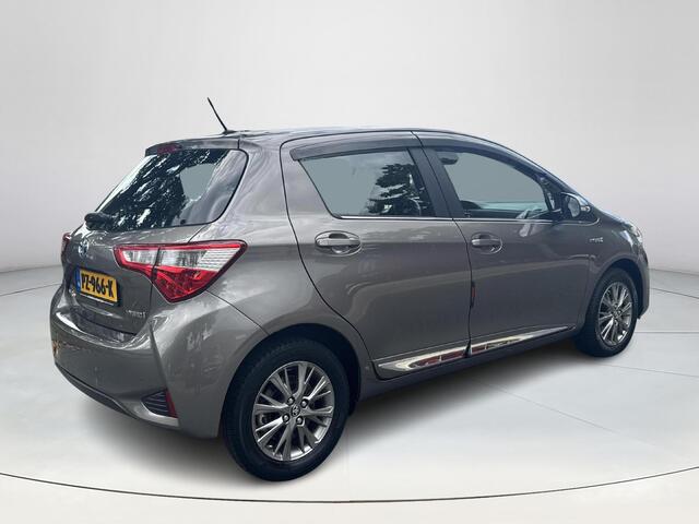 Toyota YARIS 1.5 Hybrid Executive | 06-10141018 Voor meer informatie