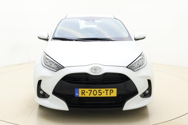 Toyota YARIS 1.5 VVT-i 125pk Dynamic | Parkeersensoren voor en achter | Apple Carplay/Android Auto | Achteruitrijcamera | Cruise COntrols Adaptief | DAB