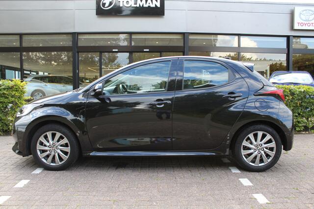 Toyota YARIS 1.5 Hybrid Dynamic | Rijklaar | Stoel-/stuurverw. | LED | Apple/Android | Camera | Keyless | Clima