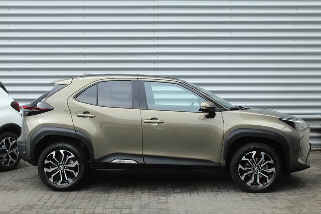 Toyota YARIS Cross 1.5 Hybrid 116pk Dynamic Automaat Clima Cruise Navi Carplay Camera Keyless 17"LMV