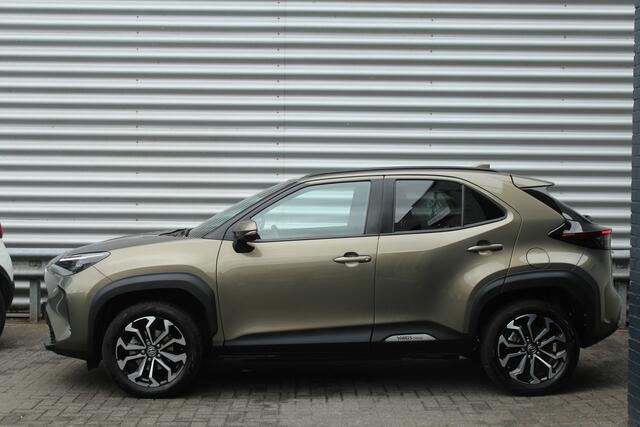 Toyota YARIS Cross 1.5 Hybrid 116pk Dynamic Automaat Clima Cruise Navi Carplay Camera Keyless 17"LMV