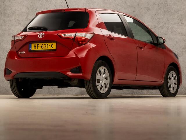 Toyota YARIS 1.0 VVT-i Sport (AIRCO, BLUETOOTH, ELEK RAMEN, GETINT GLAS, SPORTSTOELEN, MULTIFUNCTIONEEL STUURWIEL, NIEUWE APK, NIEUWSTAAT)