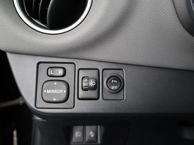 Toyota YARIS 1.5 Hybrid Trend