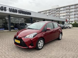 toyota-yaris-1.5-hybrid-active-auto