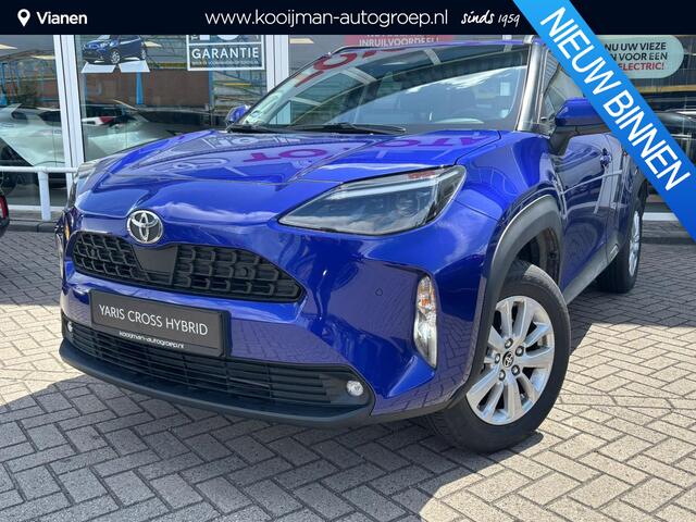 Toyota YARIS Cross 1.5 Hybrid 115 Business Plus Parkeersensoren voor + achter, Stoelverwarming, slechts 4500km!