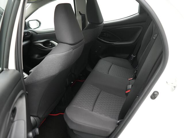 Toyota YARIS 1.5 Hybrid Active | NL Auto | Navigatie |