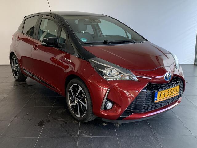 Toyota YARIS 1.5 Hybrid Executive AUTOMAAT | PANORAMADAK | TREKHAAK | NAVIGATIE | ACHTERUITRIJCAMERA