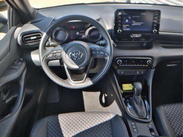 Toyota YARIS 1.5 Hybrid Dynamic | Airco | Camera | Cruise Control | Keyless |
