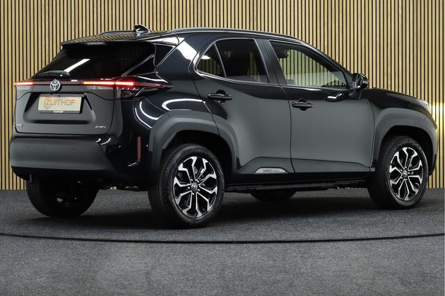Toyota YARIS Cross 1.5 Hybrid 130 Dynamic + Comfort pack | Nieuw uit voorraad! | Adaptive-cruise | Apple Carplay & Android Auto | Navigatie | Camera | Clima | Keyless | Dodehoekdetectie