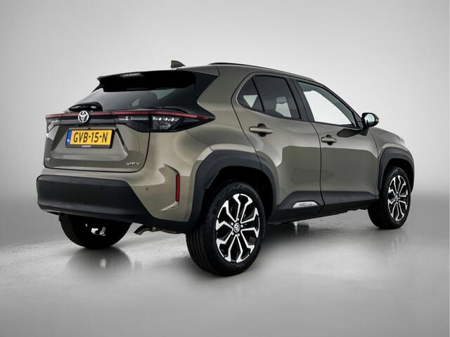 Toyota YARIS Cross 1.5 Hybrid 115 First Edition | Comfort Pack |