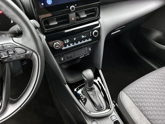 Toyota YARIS Cross 1.5 Hybrid 115 First Edition | Comfort Pack |