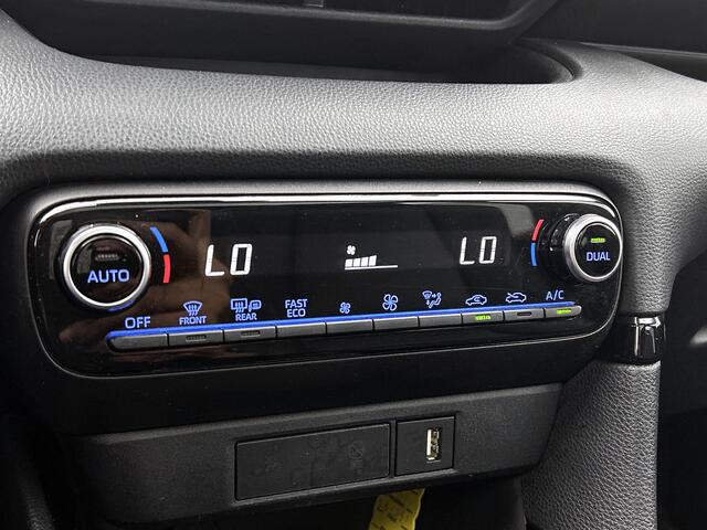 Toyota YARIS 1.5 Hybrid Executive | JBL | Lederen bekleding |
