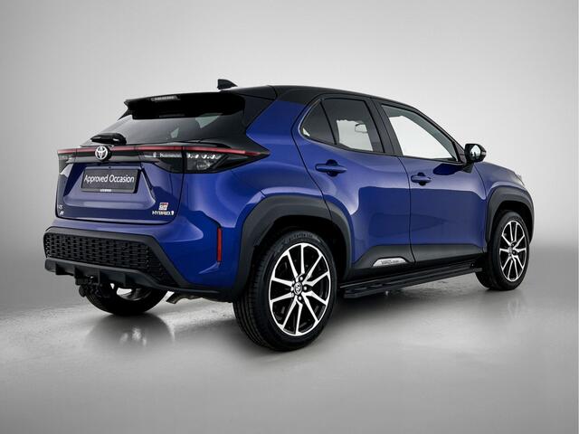 Toyota YARIS Cross 1.5 Hybrid GR Sport | Half lederen bekleding | Afneembare trekhaak | JBL | Stoelverwarming | Treeplanken | 360 Camera | Blindspot |