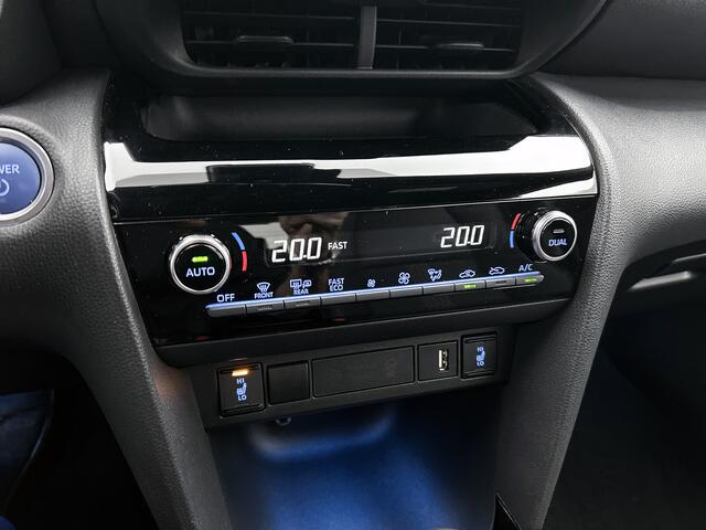 Toyota YARIS Cross 1.5 Hybrid Adventure Limited | Dodehoekdetectie | Head-Up Display | Climate control | Cruise control-Adaptive
