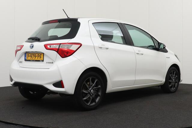 Toyota YARIS 1.5 Aut. Hybrid Active Navi Climate Camera Cruise 15'LMV
