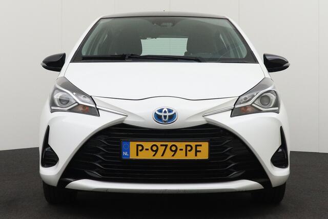 Toyota YARIS 1.5 Aut. Hybrid Active Navi Climate Camera Cruise 15'LMV