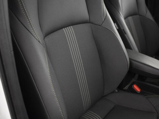 Toyota YARIS 1.5 Hybrid Adventure AWD | Trekhaak | JBL