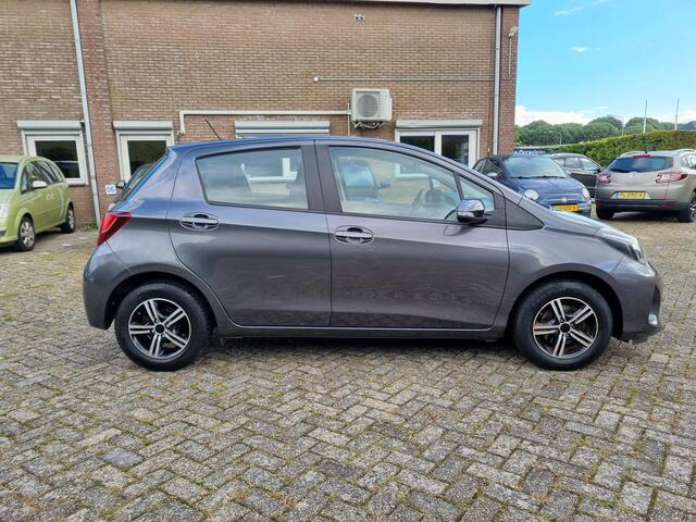 Toyota YARIS 1.0 VVT-i ?COMPLETE AUTO ?DEALER ONDERHOUD