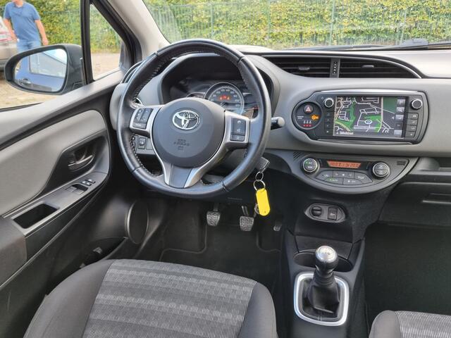 Toyota YARIS 1.0 VVT-i ?COMPLETE AUTO ?DEALER ONDERHOUD