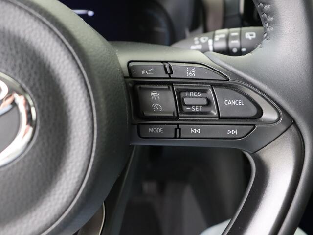 Toyota YARIS Cross 1.5 Hybrid Executive I Navigatie I Climate Control I Cruise Control Adaptief I Camera I USB I Telefoon Draadloos Laden I Stoelverwarming Voor I LOUWMAN Onderhouden I