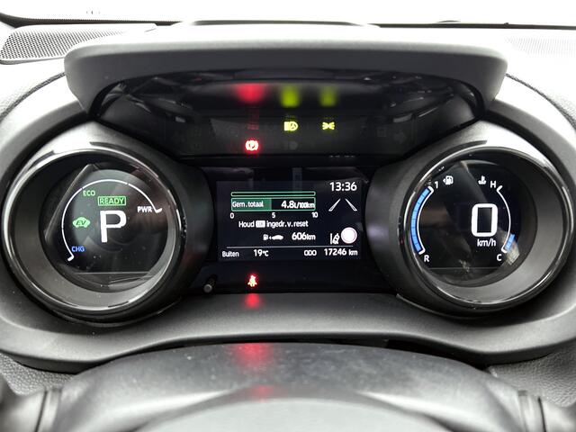 Toyota YARIS 1.5 Hybrid Executive | Premium Pack |