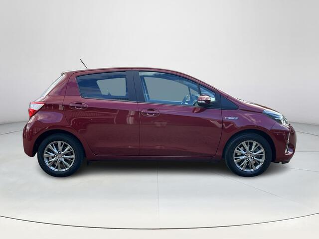 Toyota YARIS 1.5 Hybrid Dynamic | Fietsendragerbeugel | Carplay | Keyless entry | Licht metalen velgen |