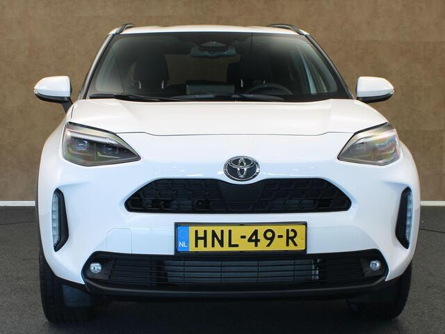 Toyota YARIS Cross 1.5 Hybrid 115 First Edition - DIRECT UIT VOORRAAD LEVERBAAR - ADAPTIEVE CRUISE CONTROL - STOELVERWARMING - APPLE CARPLAY/ANDROID AUTO - EXTRA GETINT GLAS - CLIMATE CONTROL - KEYLESS START/ENTRY - NAVIGATIE FULL MAP - LICHTMETALEN VELGEN 17 INCH