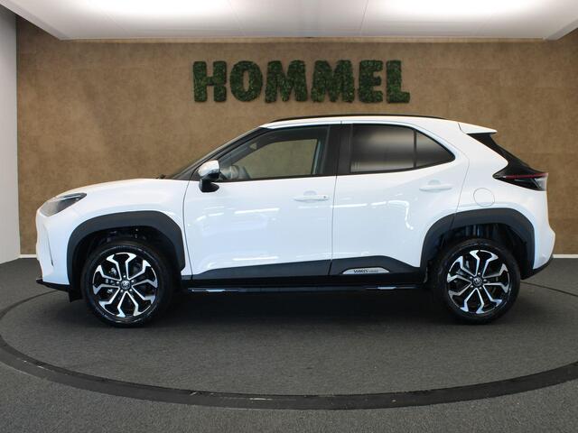 Toyota YARIS Cross 1.5 Hybrid 115 First Edition - DIRECT UIT VOORRAAD LEVERBAAR - ADAPTIEVE CRUISE CONTROL - STOELVERWARMING - APPLE CARPLAY/ANDROID AUTO - EXTRA GETINT GLAS - CLIMATE CONTROL - KEYLESS START/ENTRY - NAVIGATIE FULL MAP - LICHTMETALEN VELGEN 17 INCH