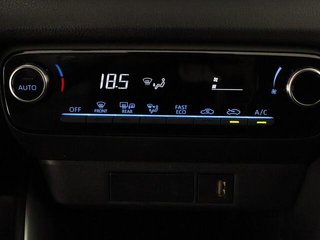 Toyota YARIS 1.5 Hybrid Active Bi-Tone | Apple Carplay& AndroidAUTO | Privacy Glass | Adapt.Cruise Control |