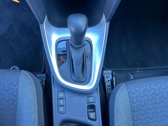 Toyota YARIS Cross 1.5 Hybrid Active | CLIMATE | CRUISE | CAMERA | APPLE / ANDROID CARPLAY