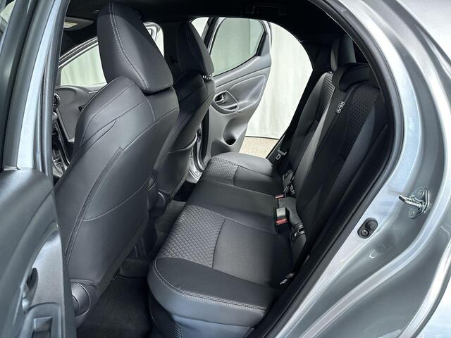 Toyota YARIS 1.5 Hybrid 130 Executive Automaat | Navi | CarPlay | Stuur&Stoelverwarming