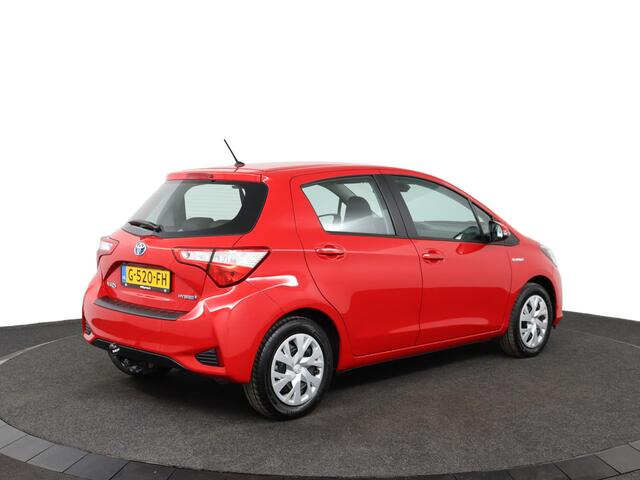 Toyota YARIS 1.5 Hybrid Active | Navigatie | Trekhaak | Cruise control |